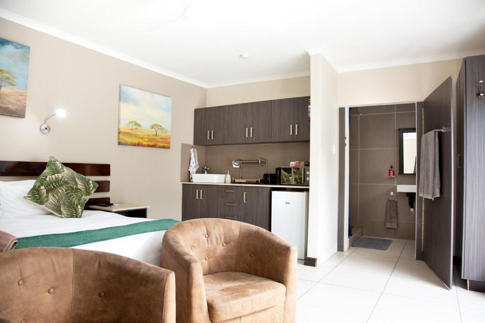 Nahoon Eco Lodge On Mackenzie East London Exteriör bild