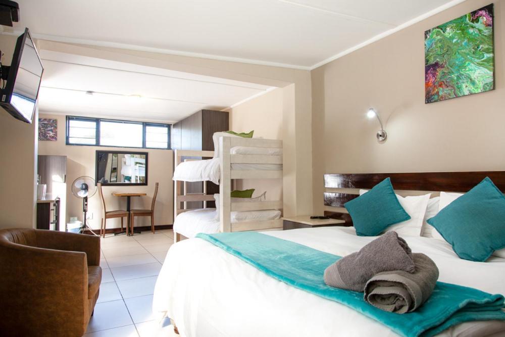 Nahoon Eco Lodge On Mackenzie East London Exteriör bild